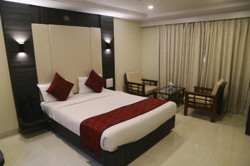 Kamothe Hotel | Venkat Presidency