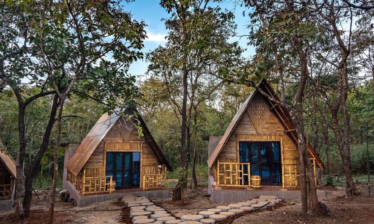 Haliyal Hotel | Verdant Cottages