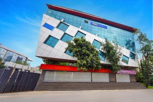 Clover Park Hotel | Via Arya