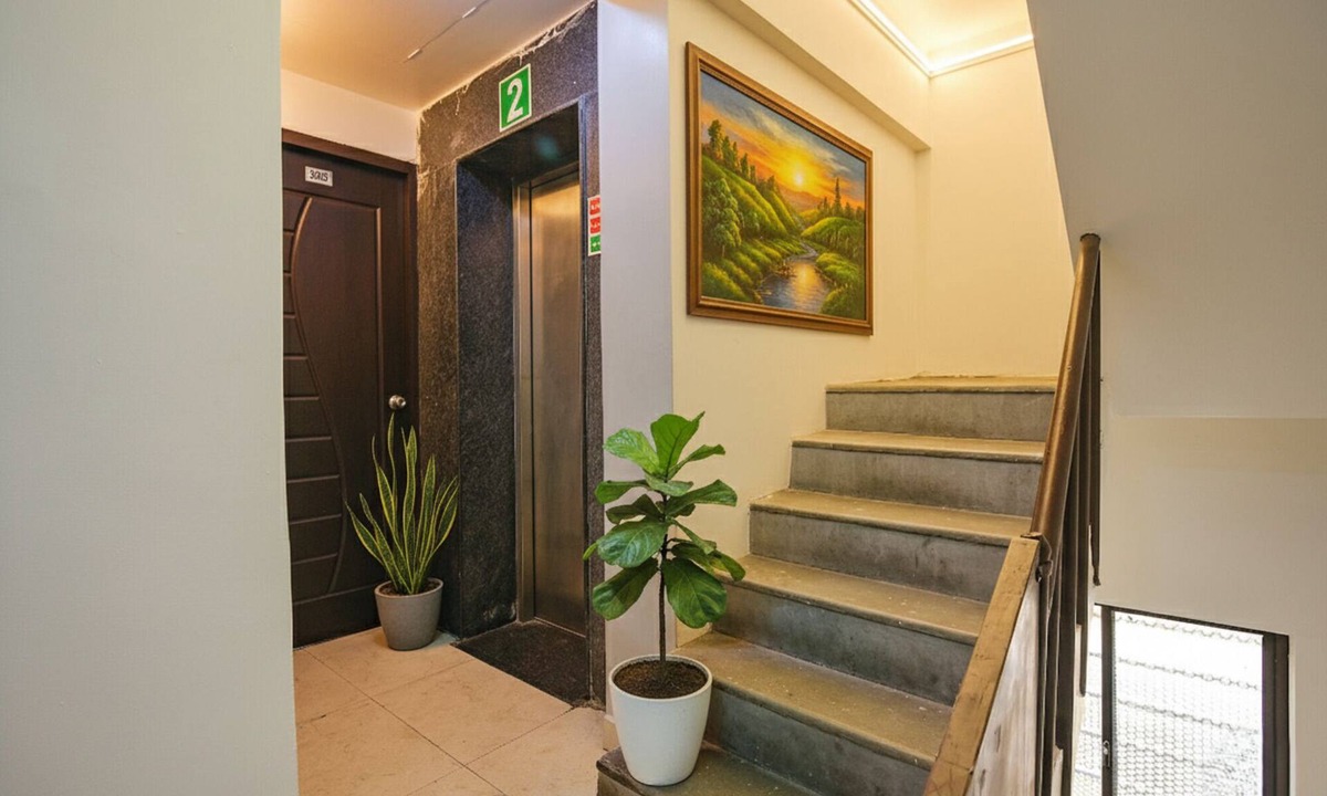 T Nagar Hotel | Via Lloyds Inn