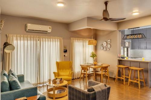 Marra Apartment | Vibrant and Serene 3 bedroom Duplex Penthouses in Candolim