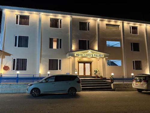 Badrinath Hotel | VijayLord's palace Badrinath