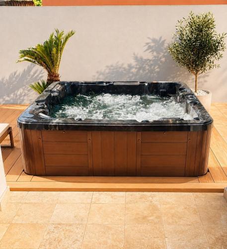 Silistea Snagovului Villa | Vila Meditteran-Jacuzzi&Forest Retreat