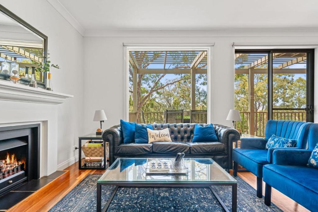 Pokolbin Villa | Villa Above Par, Privately Managed within Cypress Lakes Resort, Premier 2 Storey Villa, 2 Bedrooms, both with Private Ensuites, Light Breakfast included
