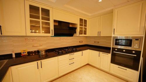 Bandoli Villa | Villa Paraiso by DanCenter | 4BHK Pvt Pool | Arpora