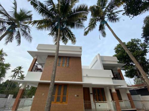 Varkala Bed & Breakfast | Villa Saawan Saaya-Varkala, Kerala