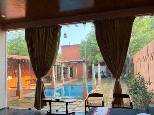 Kuilapalayam House | Villa Saffron Luxury Pvt Pool