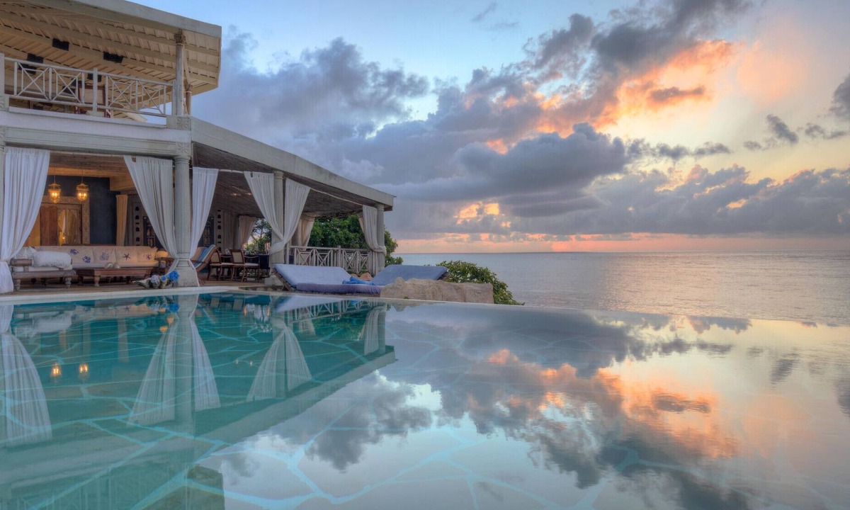 Diani Beach Villa | VILLA TULIA - Four Bedroom Villa, Sleeps 8