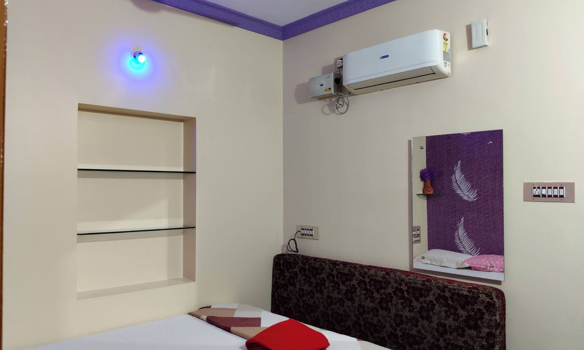Kamalapur House | Vinayaka Homestay Hampi