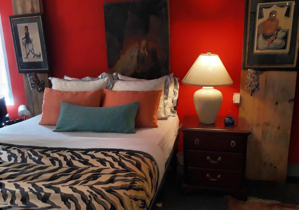 Kolkata Apartment | VINTAGE OLD (Ballygunge)