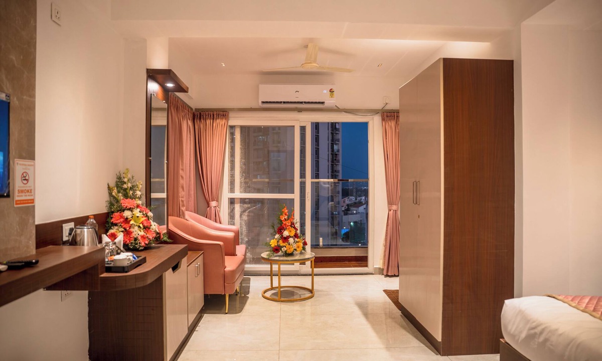 Whitefield Hotel | Visthara Grands