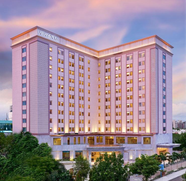 Ahmedabad Hotel | Vivanta Ahmedabad SG Highway