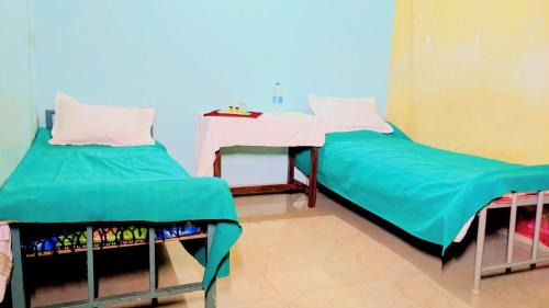 Kozhikode Hostel | VKR MENS ROOM (Gents Only)