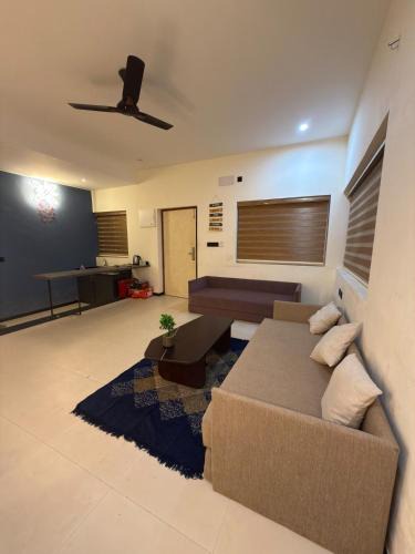 Yercaud Villa | Vprefer Greens Yercaud Villa Resort Garden View