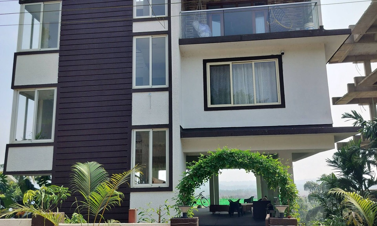 Curca Villa | Vrindavan Valley View Luxe Stay Villa