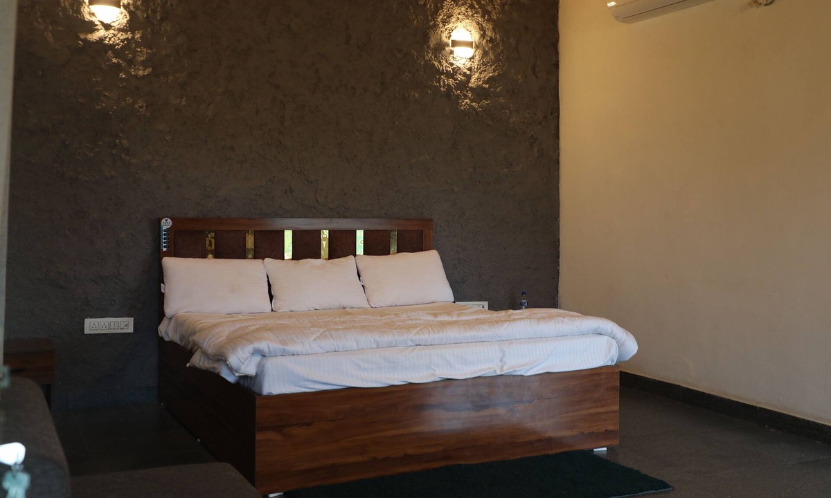 Pandharkawada Hotel | Vrundhavan Agro Tourism
