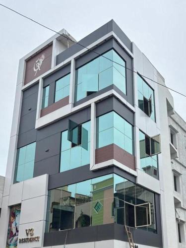 Eluru Hotel | VS Residency