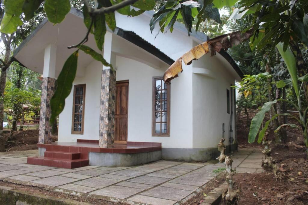 Panamaram Villa | Wayal Wayanad Honey moon villa