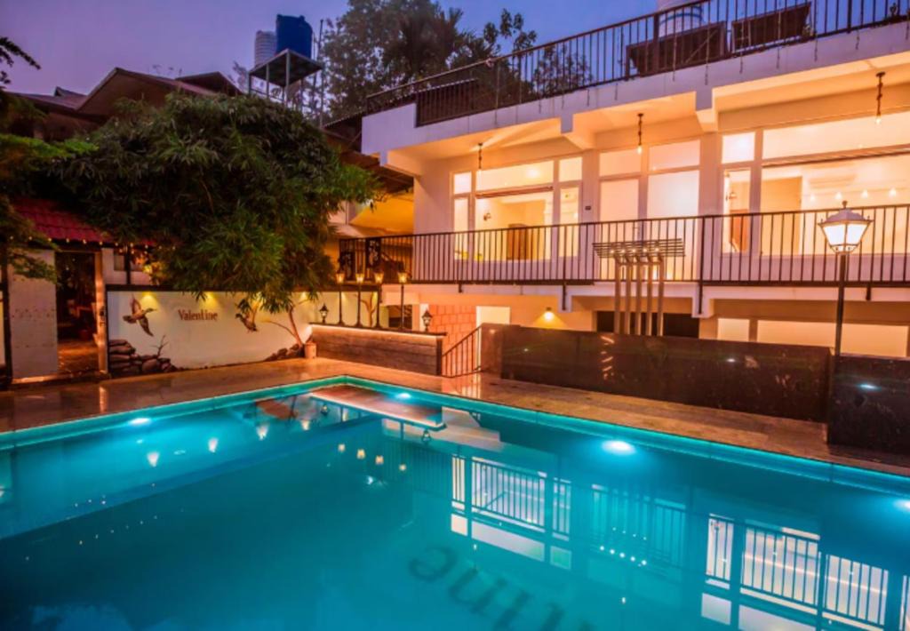 Sulthan Bathery Resort | Wayanad Valentine Pool Resort