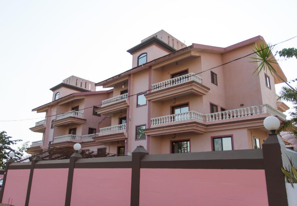 Pilerne Hotel | Westwood Residence