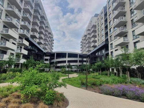 Iasi Apartment | White Silk - Premium Apartment with free underground parking