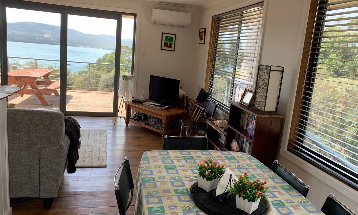 White Beach House | Whitebeach Holiday House