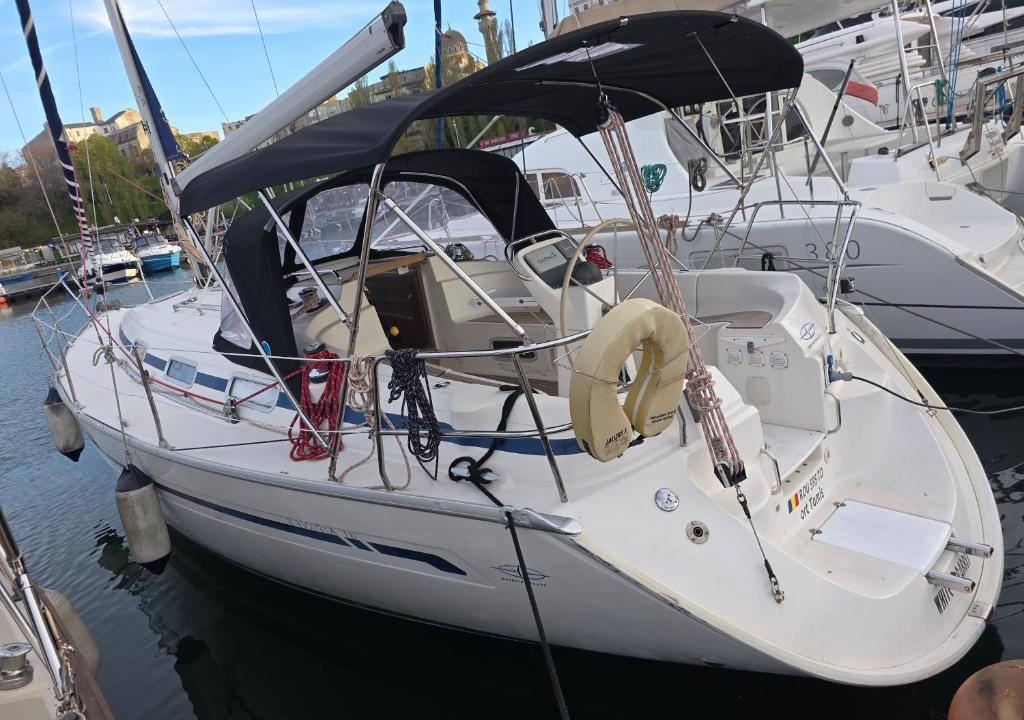 Old Town Boat Rental | WhiteRabbit