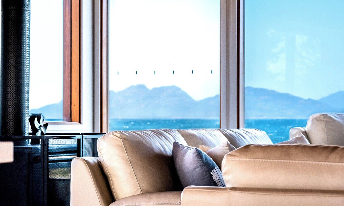 Dolphin Sands House | Willoahs Retreat - Holiday Houses Tasmania