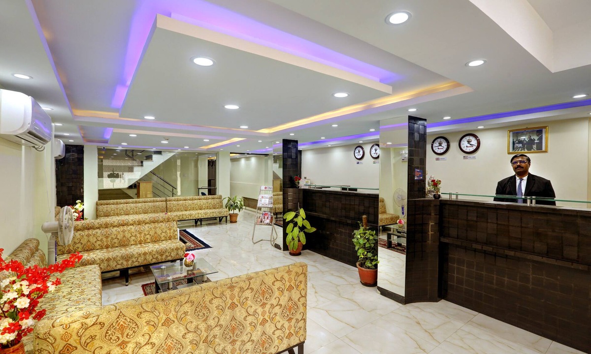 Bangalore City Center Hotel | Windsor Castle Inn