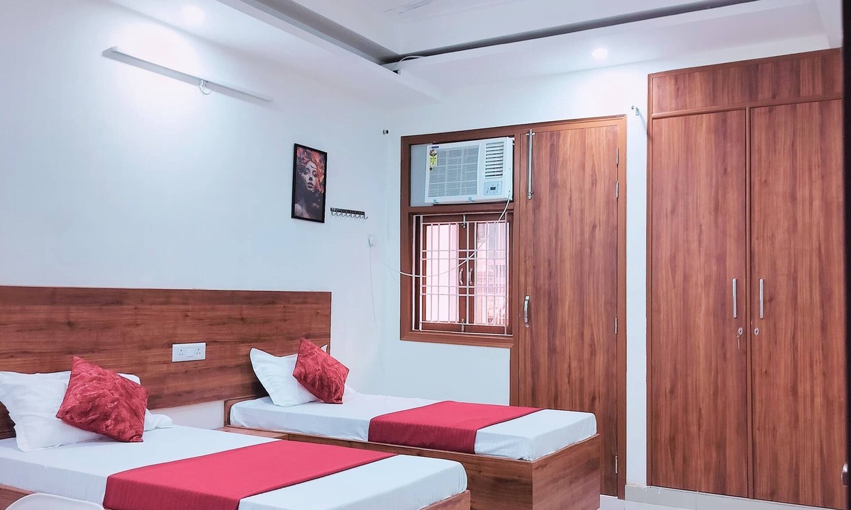 Noida Hostel | Xact Homes