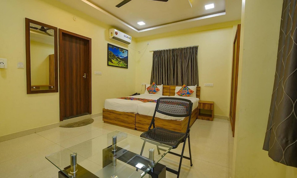 HBR Layout Hotel | Zenith Residency