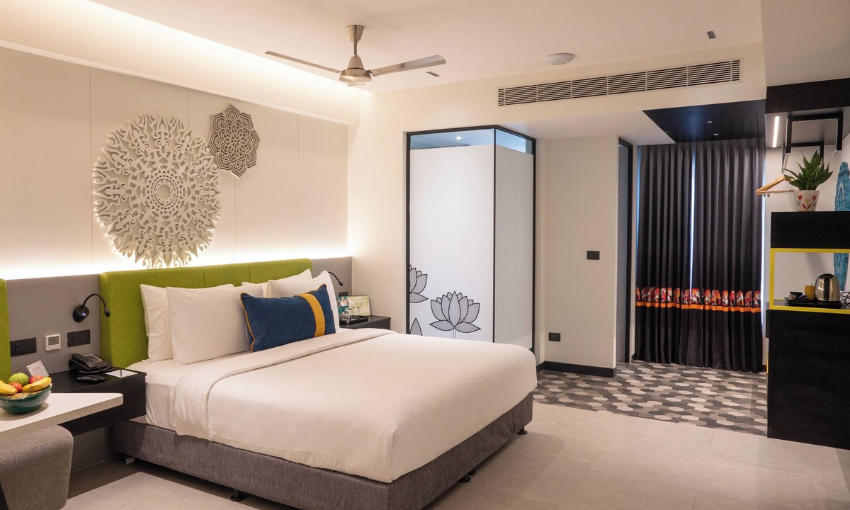 Kakinada Hotel | Zibe Luxe Kakinada by GRT Hotels