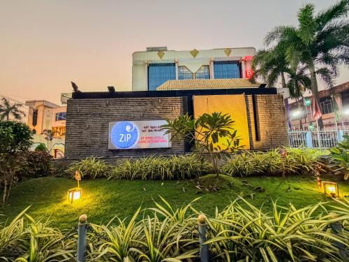 Vellore Hotel | Zip By Spree Hotels Surabi International Vellore