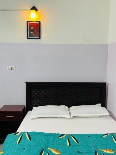 Mehdipatnam Hotel | Zivo Stays, Guest House, #best hotel in Hyderabad Budget Friendly