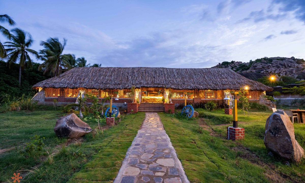 Gangavathi Hostel | Zostel Hampi (Gangavathi)