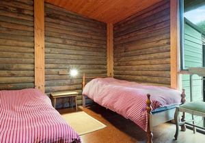 98 Ocean Parade - Rustic Log Cabin in Dalmeny