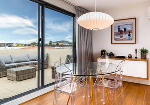 Charmingly Modern 2-bed Apartment Kingston