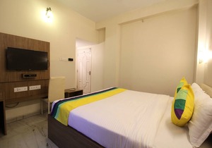 Deluxe AC Room at Anamitra Guest House #7