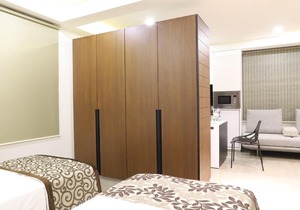 Ebony Residency