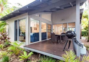 Mobys Resort 48 in Boomerang Beach