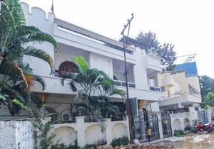 OYO 68235 R-residency