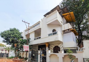 OYO 68235 R-residency