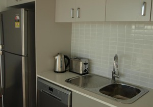 Redfern Self-Contained One-Bedroom Apartment (17.02RED)
