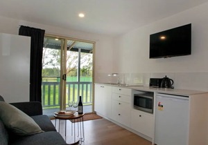 Sahara Trails 'Studio' - WiFi, Air Conditioning, Horse Riding and much more !