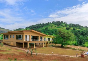 StayVista's Shivom Villa 2 - A Serene Escape with Views of the Valley and Lake