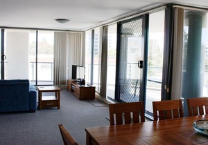 Twin Pines 401 - Cbd Location in Forster