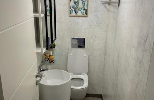 Bucharest Apartment | Downtown Parliament