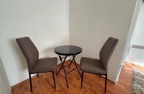 Sector 2 Apartment | One Room Apartment Ptm 2