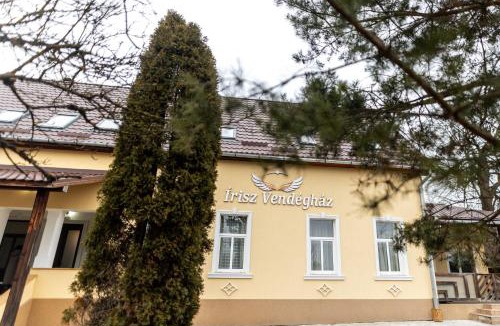 Lazarea Bed & Breakfast | Írisz Vendégház