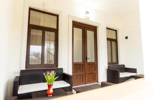 Lazarea Bed & Breakfast | Írisz Vendégház
